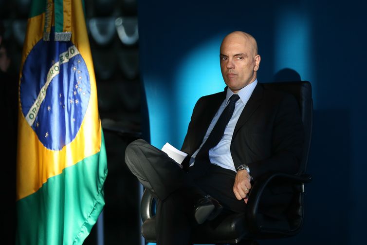 Ministro determina primeiras diligências em inquérito sobre fake news