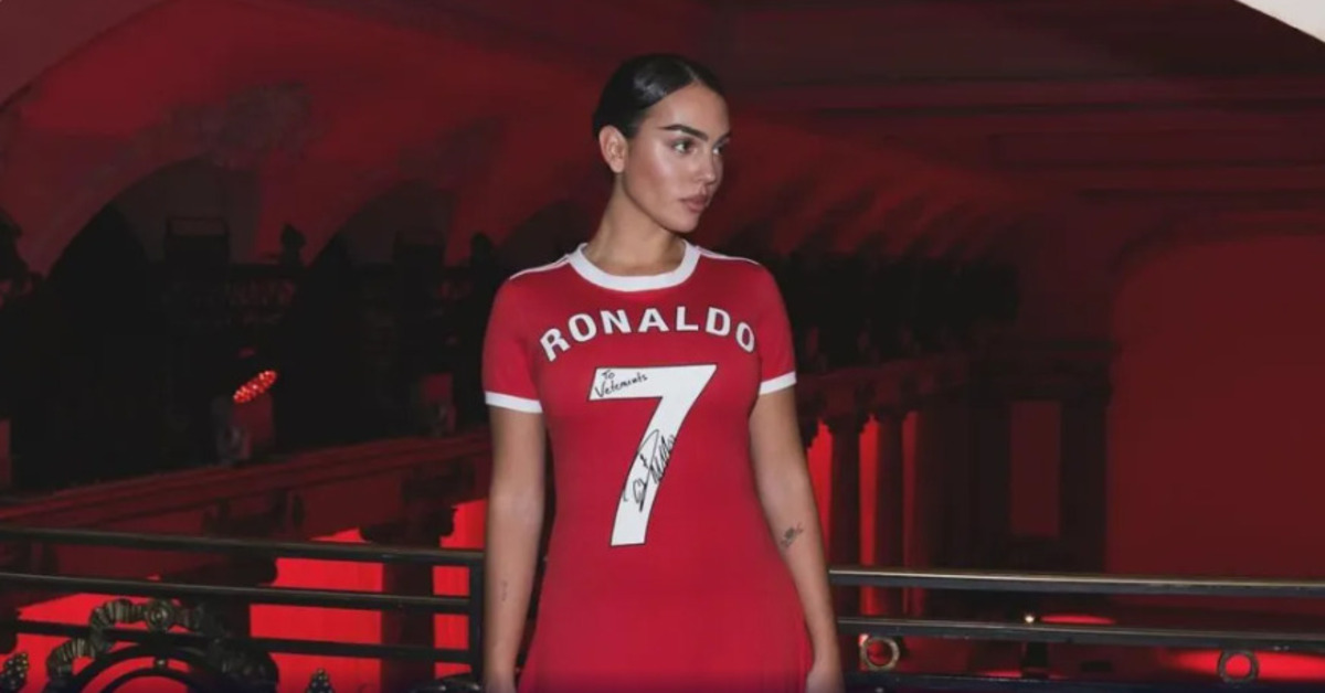 Cristiano Ronaldo enfrenta possível aposentadoria em 2 anos, segundo Georgina Rodríguez. Detalhes exclusivos sobre o futuro do astro do futebol! - Reprodução / Instagram