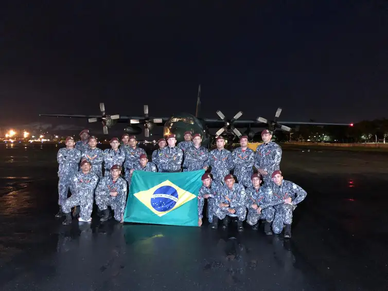 Equipes brasileiras começam a atuar no apoio a vítimas em Moçambique