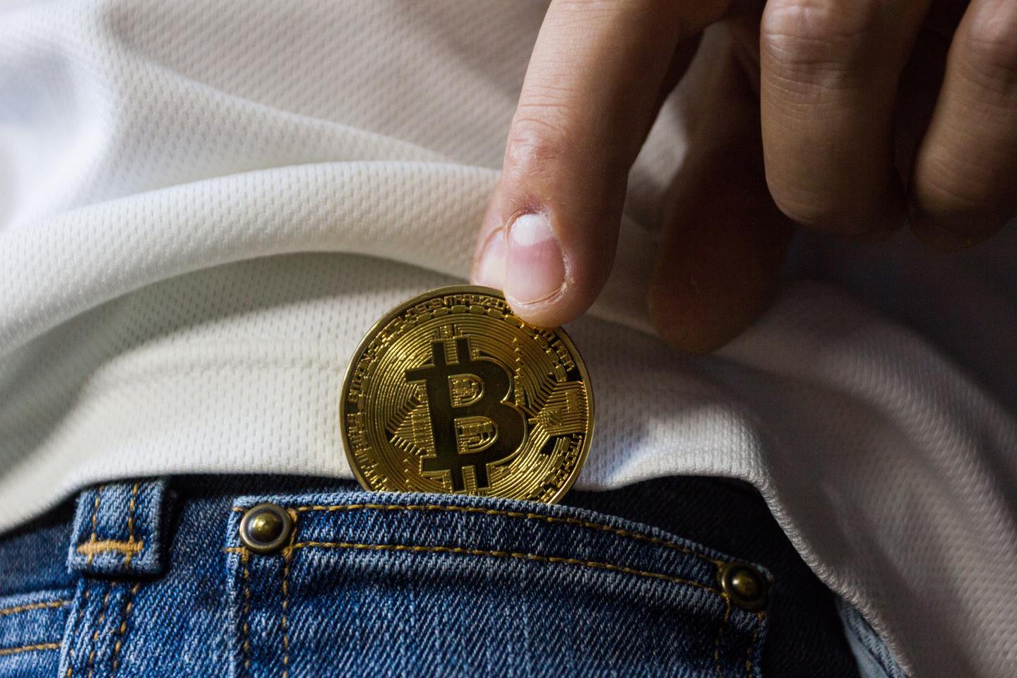 Bitcoin termina terça-feira em queda - Foto: Worldspectrum/ Pexels