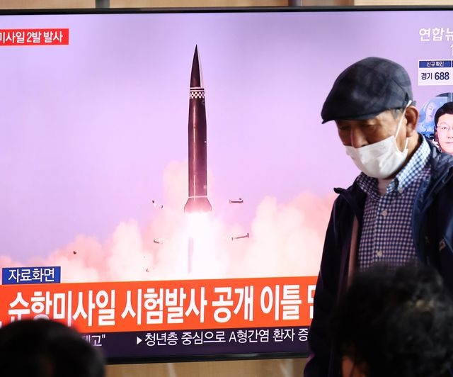 Notícia sobre lançamento de misseis em Seul - Reuters