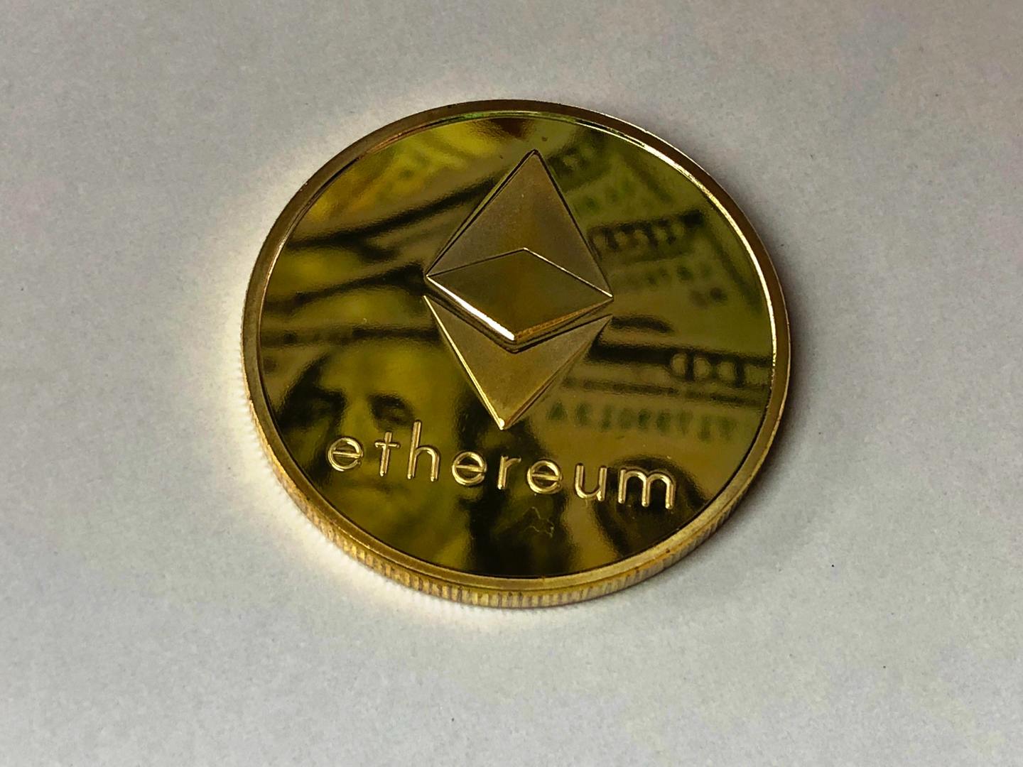 ETFs de Ethereum nos EUA podem atrair até US$ 4,8 bilhões em 5 meses, apontam analistas