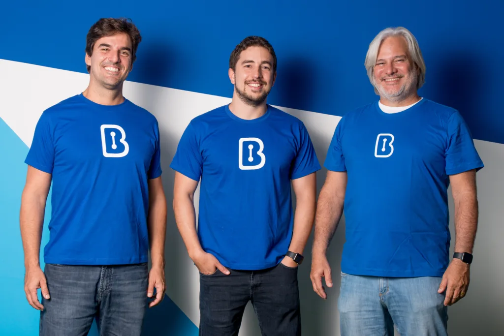 Blu, fintech brasileira de soluções financeiras, recebe aporte de R$ 300 milhões Blu, fintech brasileira de soluções financeiras, recebe aporte de R$ 300 milhões