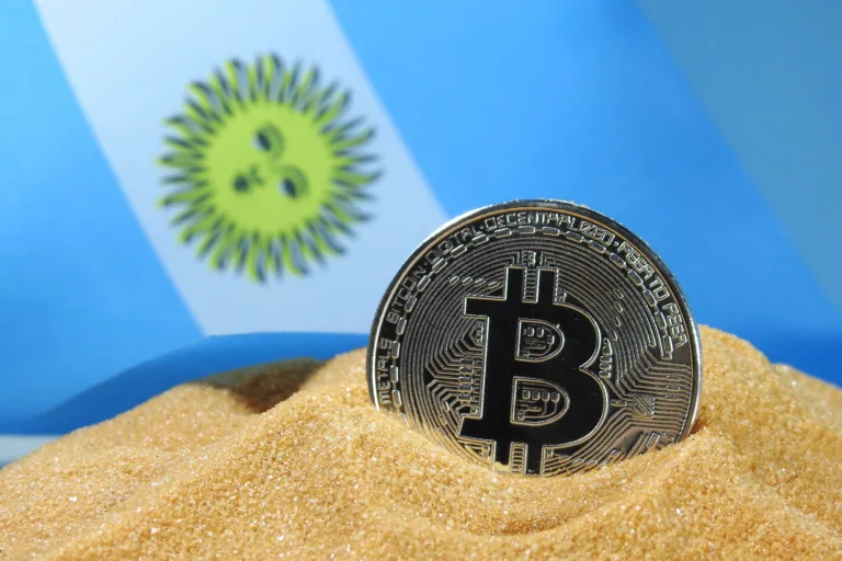 Argentina supera Brasil em adoção de criptomoedas, mas stablecoins dominam em ambos os países