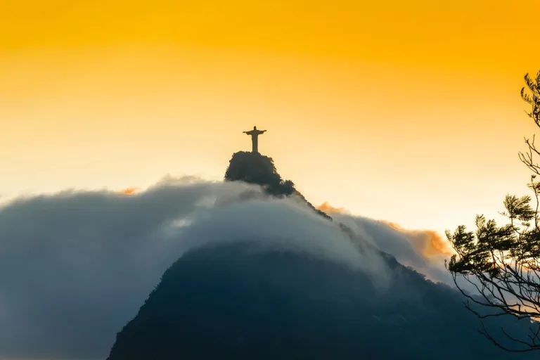 Vendas do comércio do Rio caem 15% em janeiro