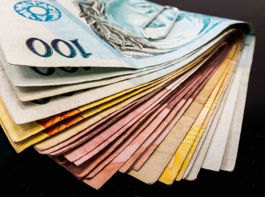 Governo anuncia aumento de R$ 15,8 bilhões no limite de gastos