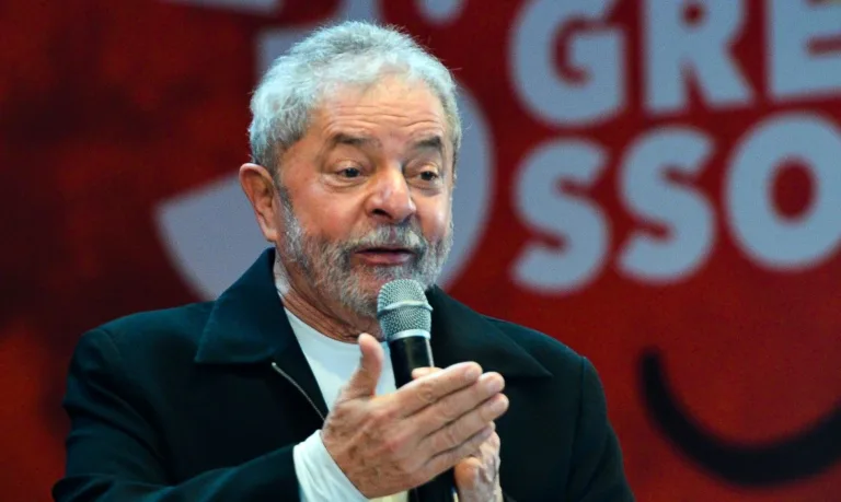 Brasília – O ex-presidente Luiz Inácio Lula da Silva participa do 3º Congresso Nacional da Juventude do PT (Antonio Cruz/Agência Brasil)