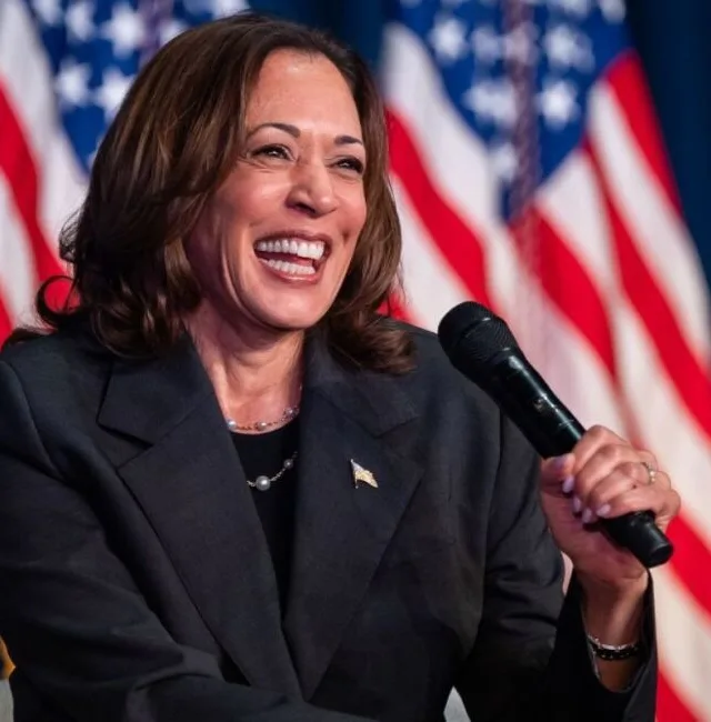 Campanha de Kamala Harris alcança marca de US$ 1 bilhão em arrecadação