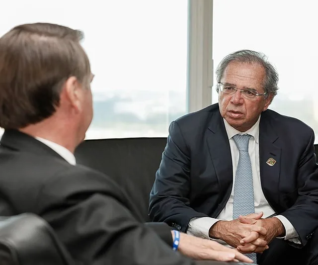 (Brasília-DF, 06/05/2019) Presidente da República, Jair Bolsonaro durante reunião com o Ministro da Economia, Paulo Guedes..Foto: Isac Nóbrega/PR