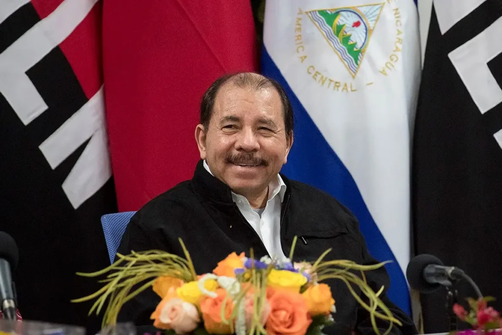 Daniel Ortega chama Lula de Covarde