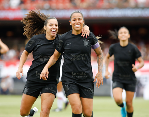 Corinthians mira o hexa no Brasileirão feminino em confronto decisivo contra o São Paulo