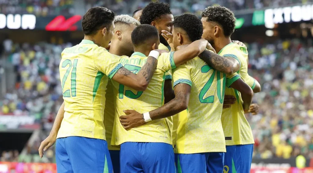 Brasil enfrenta Peru em busca de consolidar boa fase nas Eliminatórias da Copa do Mundo, com mudanças na escalação e expectativa de jogo ofensivo