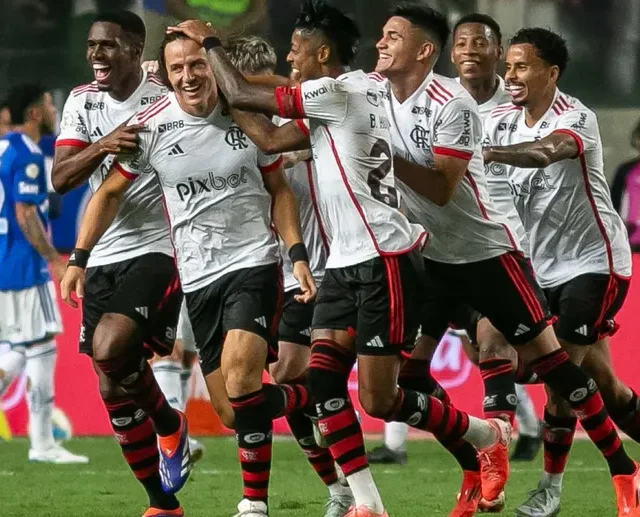 Flamengo e Cruzeiro pelo Campeonato Brasileiro