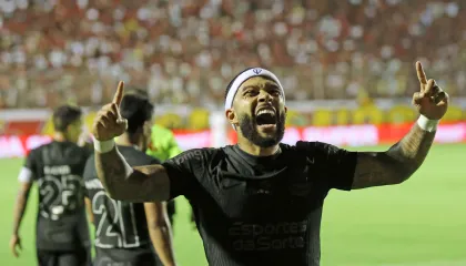 Corinthians e Vitória pelo Brasileirão