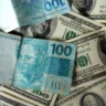 Dólar alto impactando os preços no Brasil e a economia no dia a dia.