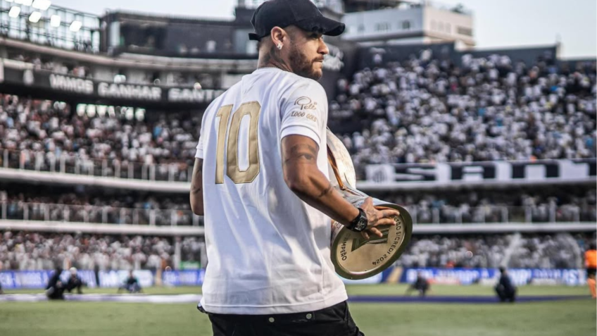 Neymar está de volta ao Santos