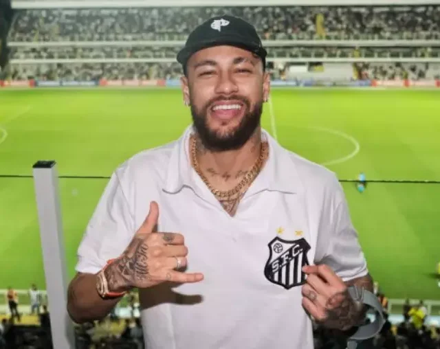 Neymar está de volta ao Santos