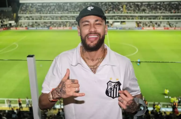 Neymar está de volta ao Santos