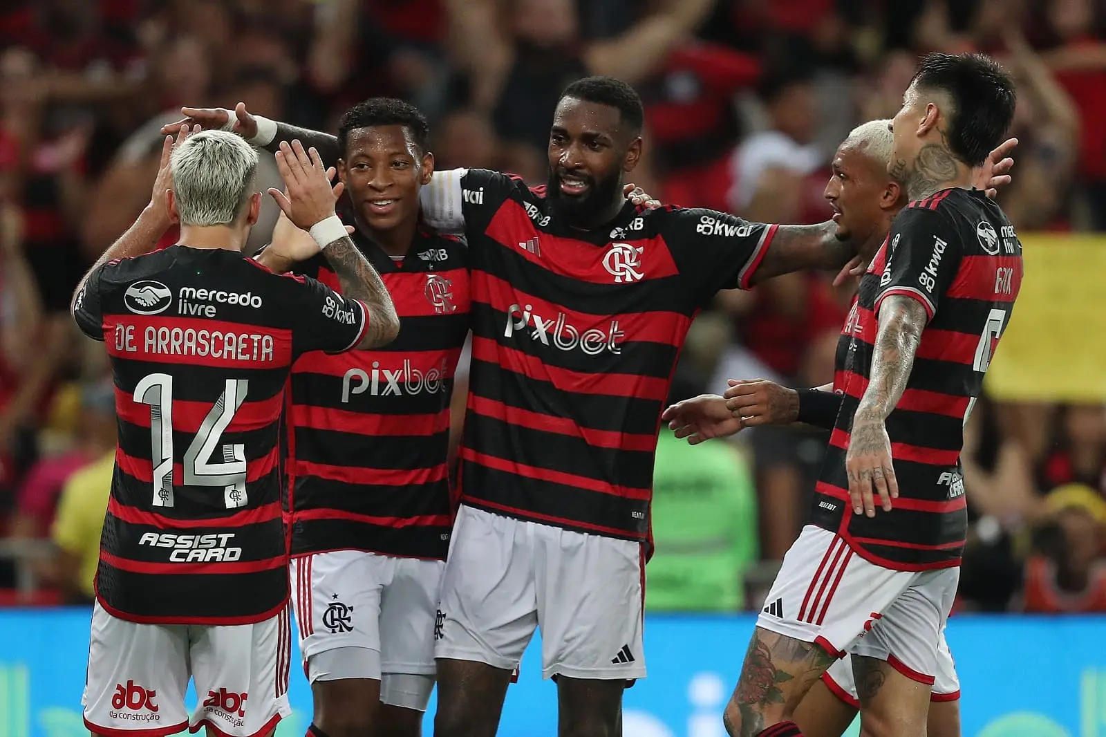 Flamengo em campo pelo Campeonato Carioca