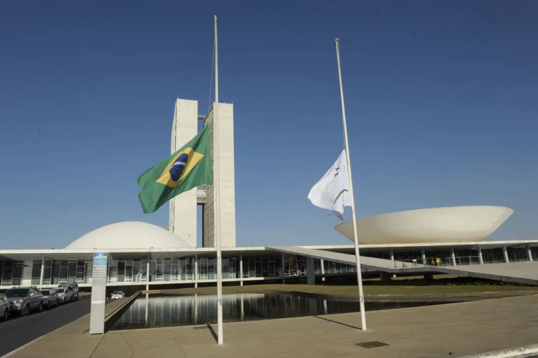 Congresso Nacional / Aumento do IOF