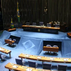 Congresso derruba IOF