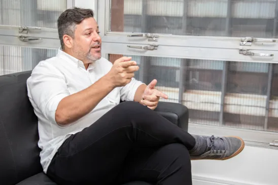 Fábio Murad, economista e criador da metodologia Super ETF, alerta: "A valorização do real pode ser uma armadilha. É hora de agir e proteger seu patrimônio em dólar.