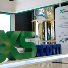XS.com