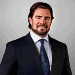 Daniel Vorcaro, líder do Banco Master, consolida posição de destaque no setor financeiro brasileiro. 