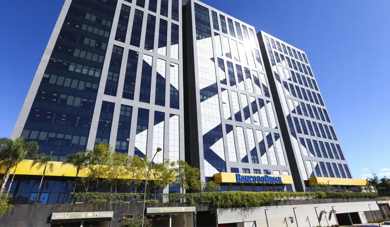 Ações BBAS3 em alta após MP de R$ 12 bi e resolução do CMN.