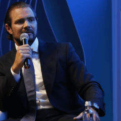 Daniel Vorcaro negocia venda do Banco Master ao BRB