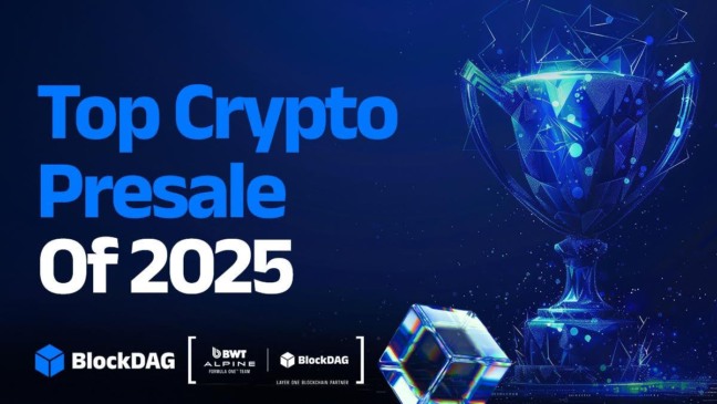 Imagem com troféu digital representando a BlockDAG como principal pré-venda cripto de 2025