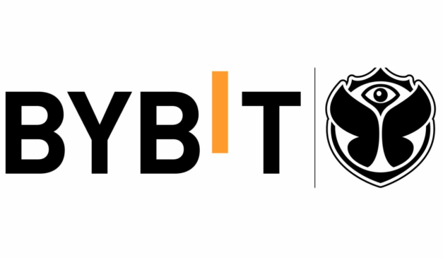 Logo da Bybit como parceira oficial do Tomorrowland Brasil 2025, representando a união entre criptomoedas, música e inovação financeira no festival.