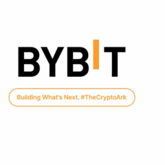 Logo da Bybit ap&oacute;s reconhecimento como Melhor CEX e uma das principais exchanges da Am&eacute;rica Latina em 2025.