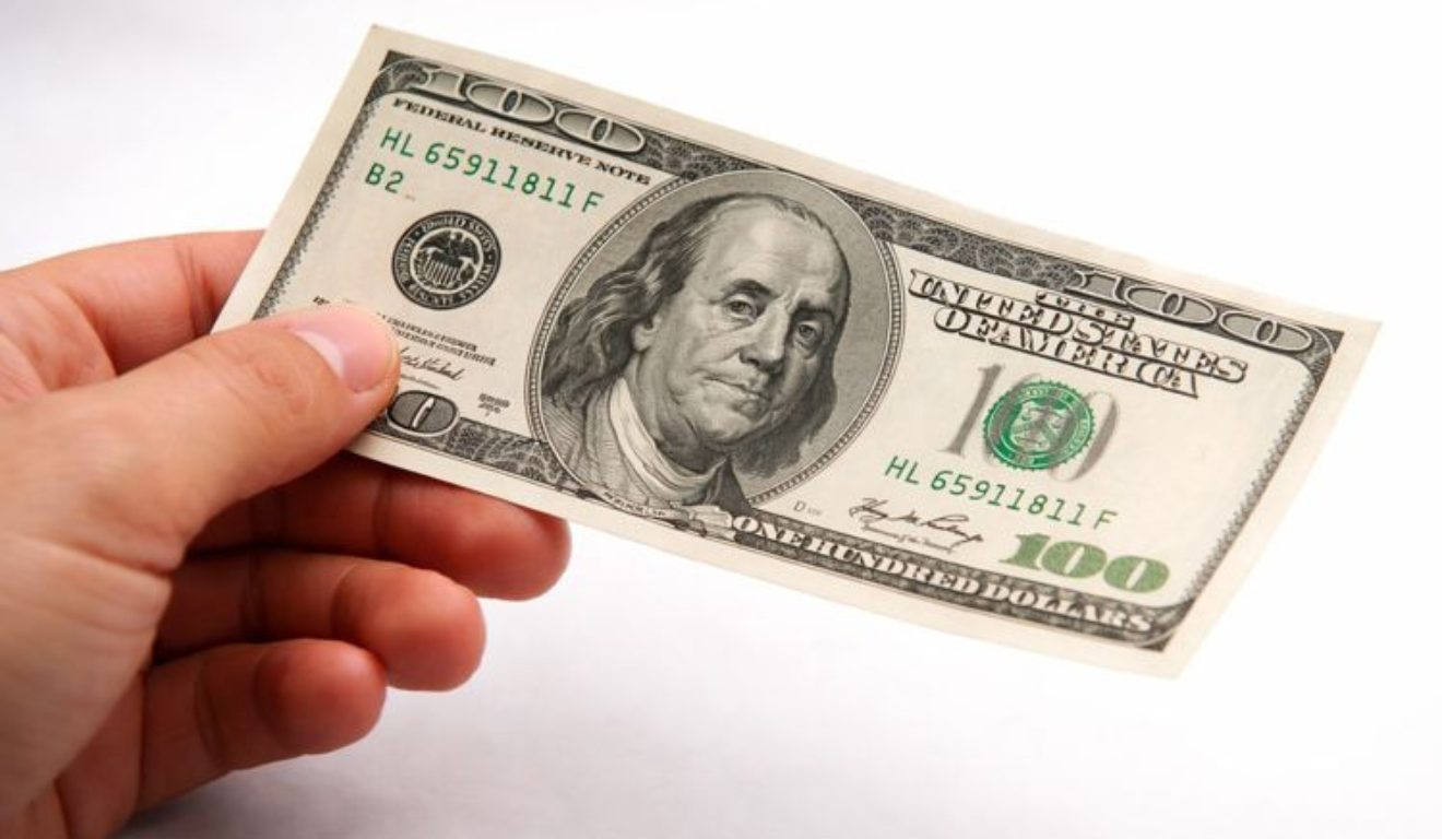 Dólar fecha última sessão do ano em queda e acumula desvalorização de 11,17% em 2025