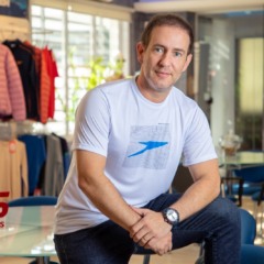 Servi&ccedil;os recuam 0,1% e interrompem ciclo de alta ap&oacute;s nove meses